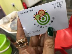 -泥娃娃DIY陶吧(易生活购物公园店)