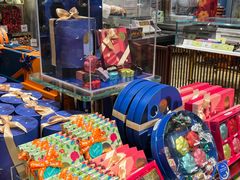 -VENCHI 闻绮(北京国贸商城店)