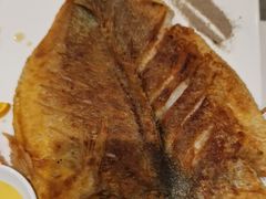 -赶海部落海鲜城(海阳路店)