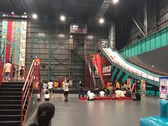 -极限PLAY运动娱乐新世界·团建派对潮玩休闲馆·室内蹦极高空游乐园