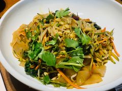东北大拉皮-95号酱骨·一块豆腐(展春园西路店)