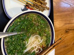 -云阿蛮云南生烫牛肉米线(奉贤路店)