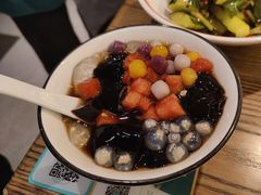 -酸渡·老坛酸菜鱼·现炒下饭菜(港惠新天地店)