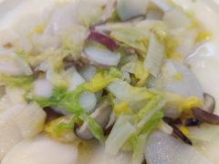 白菜香菇肉丝炒年糕-鴻瑞興面馆(保利时光里店)