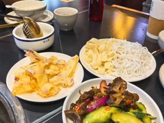 -野菌皇海景野生菌火锅(滨海大道店)