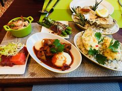 -香格里拉鱼跃地中海西餐厅·牛排披萨