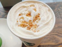 -星巴克臻选(盐城金鹰聚龙湖店)