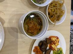 -梦航彩虹之约自助餐厅(华府天地店)