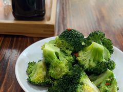 -裕新楼粉面馆·石磨手工粉(四方坪店)