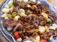 -老东镇啤酒屋海鲜加工·蒸汽海鲜·海鲜烧烤(台东店)