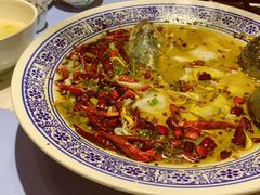 老坛子酸菜鱼-桂二老坛酸菜鱼(三街两巷店)