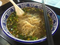 -陇上全荟兰州传统牛肉面(延吉路店)