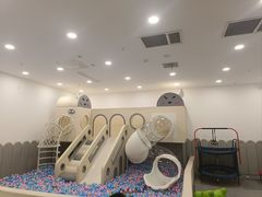 -龙格亲子游泳·水育早教运动中心(龙湾天街店)