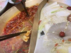 -沸炉重庆老火锅(军事博物馆店)