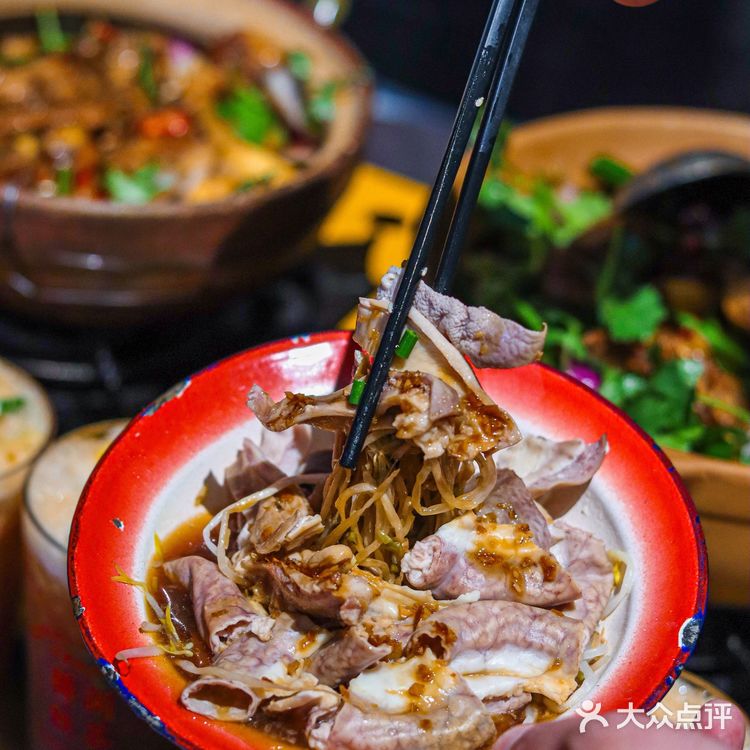 老廣榕樹頭·砂锅走地鸡煲|广东味道的代表❗