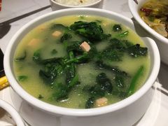 上汤菜尖-渝是乎酸菜鱼(龙旗购物中心店)
