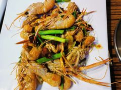 -蚝堡海鲜·威海菜·海肠捞饭·烧烤·亚洲吃蚝公司(幸福门店)