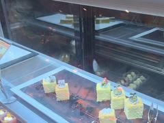 -宝利来国际大酒店-凤凰阁旋转餐厅