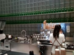 -RWORK·COFFEE(滨江店)