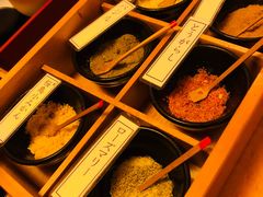 六款口味香盐及PONZU橘子醋-黒豚料理 寿庵(中央駅西口店)