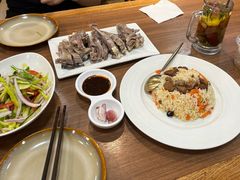 -贯贯吉·清真餐厅(浙江中路店)