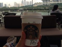 星巴克(民歌湖店)-星巴克(南宁民歌湖店)