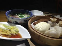 -新梅华·茶点餐厅(欧尚店)