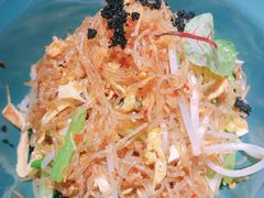 鱼子酱干捞粉丝-蜜桃花开·中西融合菜E&W(南长街店)