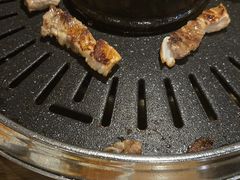 -江南猪肉商会无限续吃(弘大店)