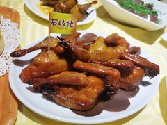 招牌烤乳鸽-石岐佬中山菜馆(张溪店)