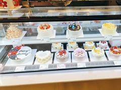 -花花卷卷·鲜食蛋糕(静安久光百货店)