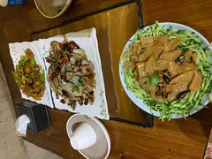 -小俩口烧烤东北菜(双井店)