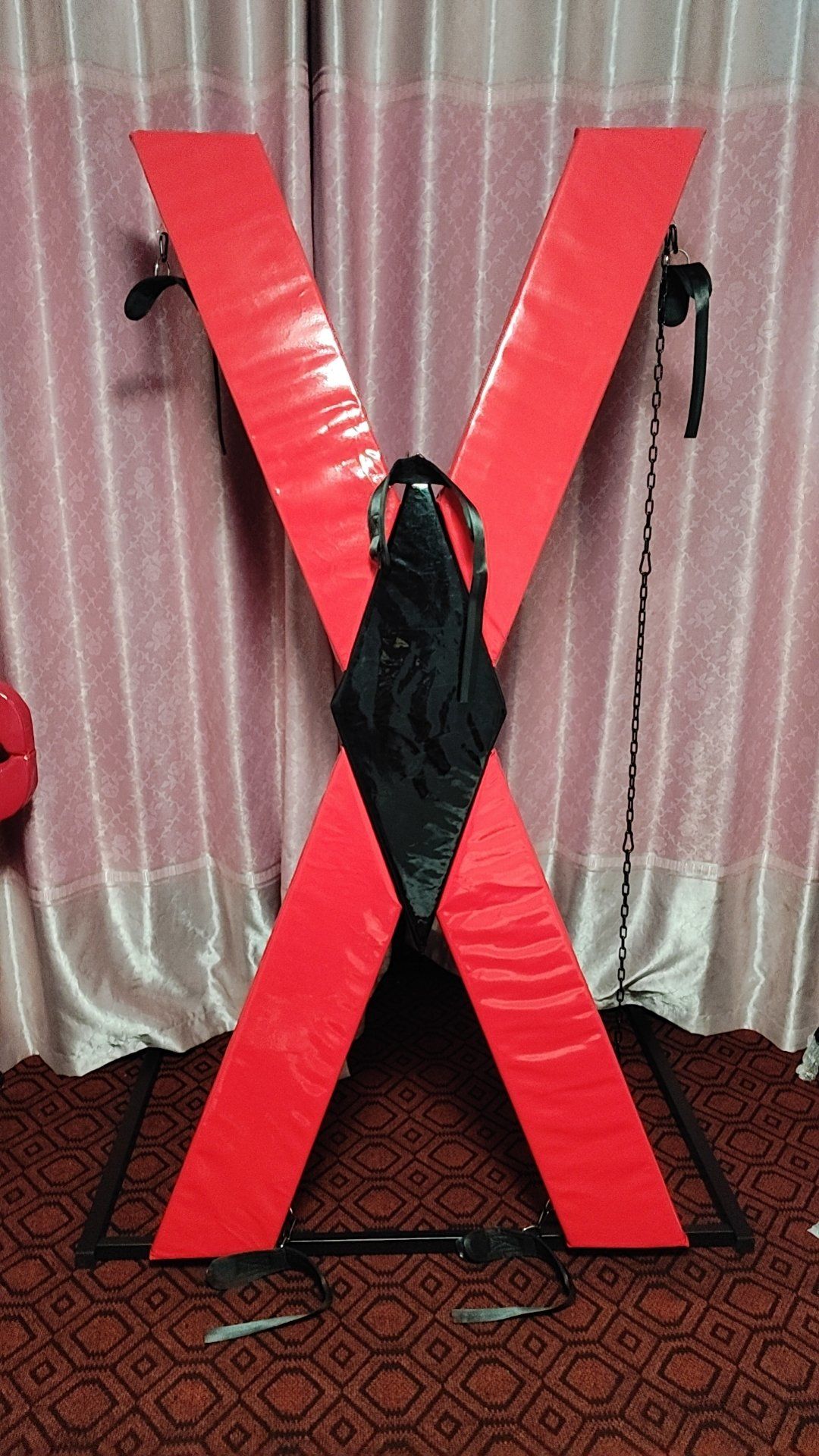 花间情趣民宿真不错,应有尽有啊,小衣服就