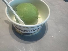 -雍容荟帝王蟹活龙虾展台自助(IFS黑金店)