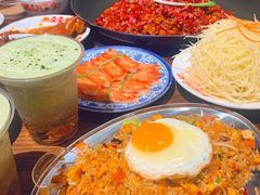 -萍姐火锅·公路夜市(武汉首店)