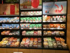 零售区-良品铺子(五角场万达店)