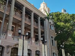 -香港大学