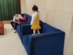 -一家人(凯旋路店)