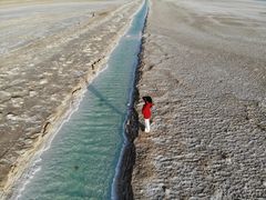-东台吉乃尔湖