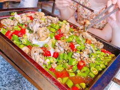 炭烧牛蛙平锅紫苏味-蘭奢雅集·江浙菜(青山江滩店)