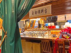-八月美食小馆(银泰城总店)