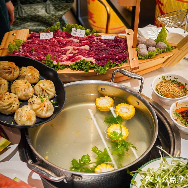 苏州街敲好吃的潮汕牛肉火锅