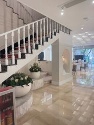 -广州健丽·去眼袋医疗美容机构