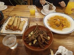 -霄汉牛三鲜湖北砂锅菜(万松园2店)