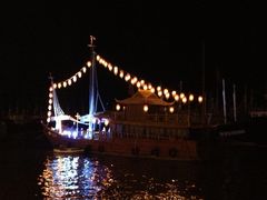 -沈家门海鲜夜排档(东港店)