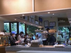 -Dough&Joe团憩(瑞虹天地月亮湾店)