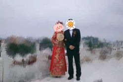 点击看大图 -GRACE KELLY婚纱与礼服(北京店)