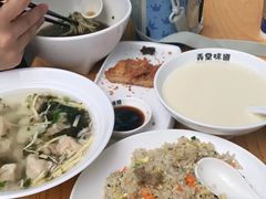 -弄堂咪道-饭香·面香·馄饨香(汇锦广场店)