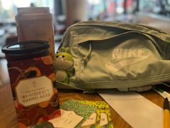 -星巴克臻选(上海合生汇1F店)