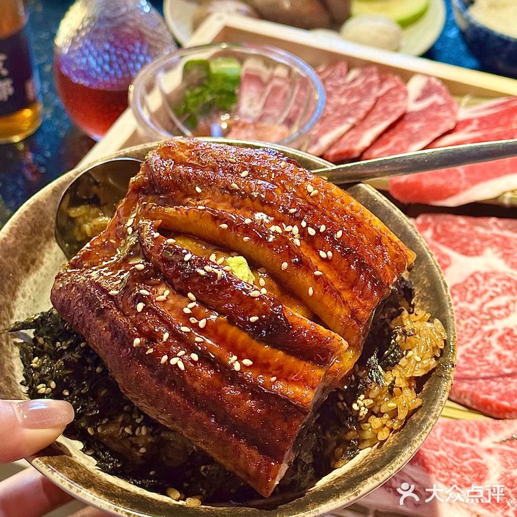 老天奶 这个鳗鱼饭。。